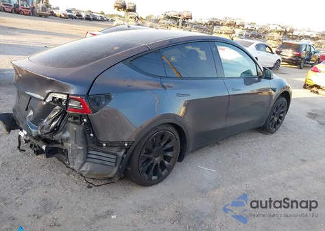 2022 Tesla Model Y Long Range Dual Motor All-Wheel Drive from USA, damaged, VIN 7SAYGDEE4NA006032